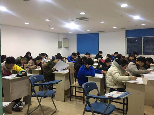 成都初一冲刺学校哪家好